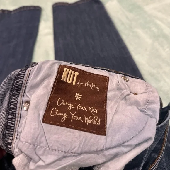 Kut from the cloth Women's Jeans
T1 - Picture 9 of 15